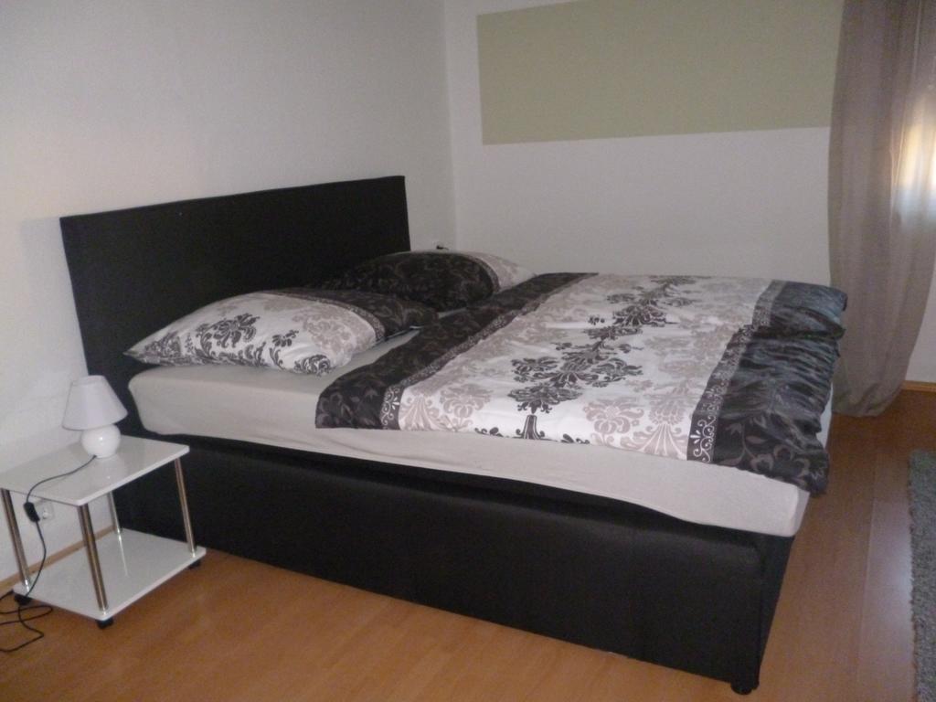 Fa Haack Apartment Neuried  Bagian luar foto