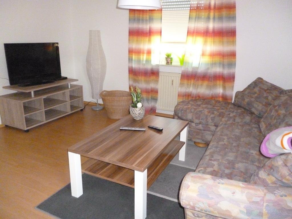 Fa Haack Apartment Neuried  Bagian luar foto