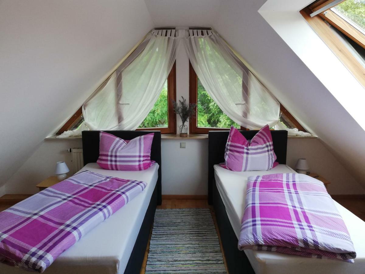 Fa Haack Apartment Neuried  Bagian luar foto
